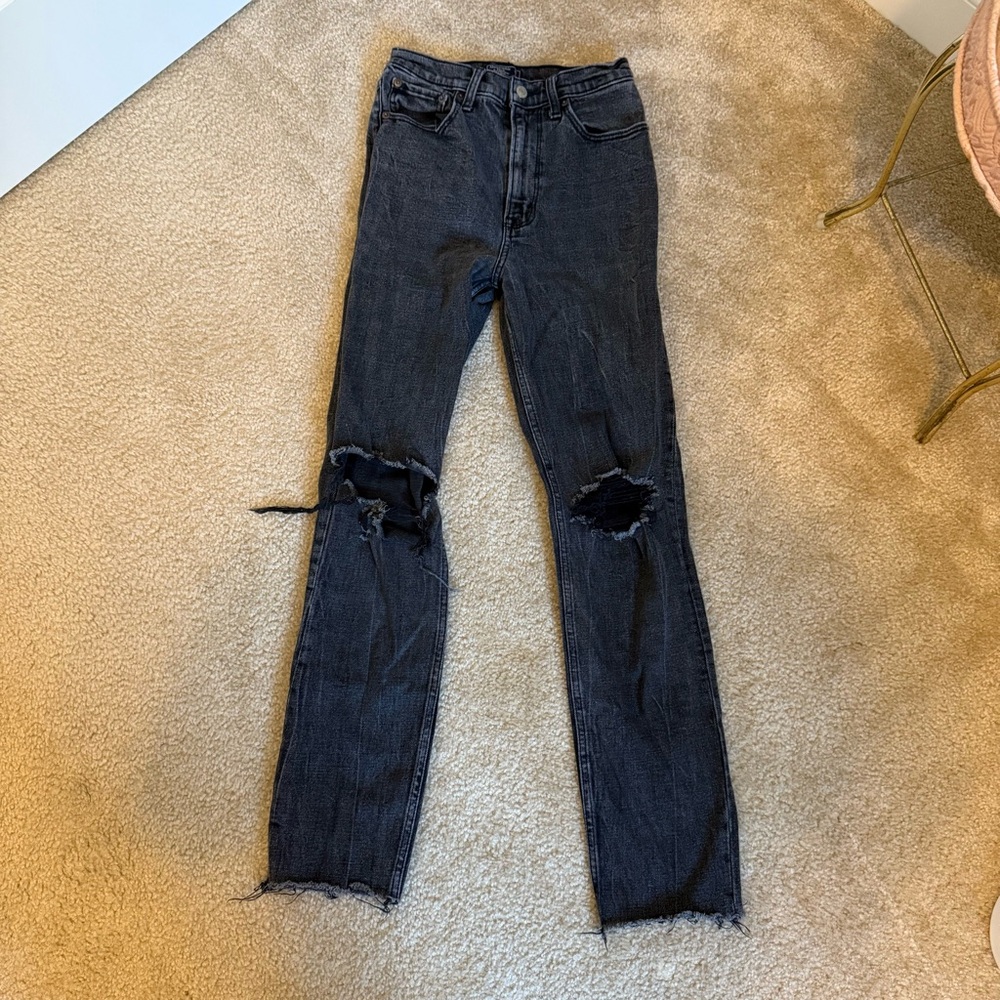 Abercrombie & Fitch Ultra High Rise Mom Jean - Black, 2 Long